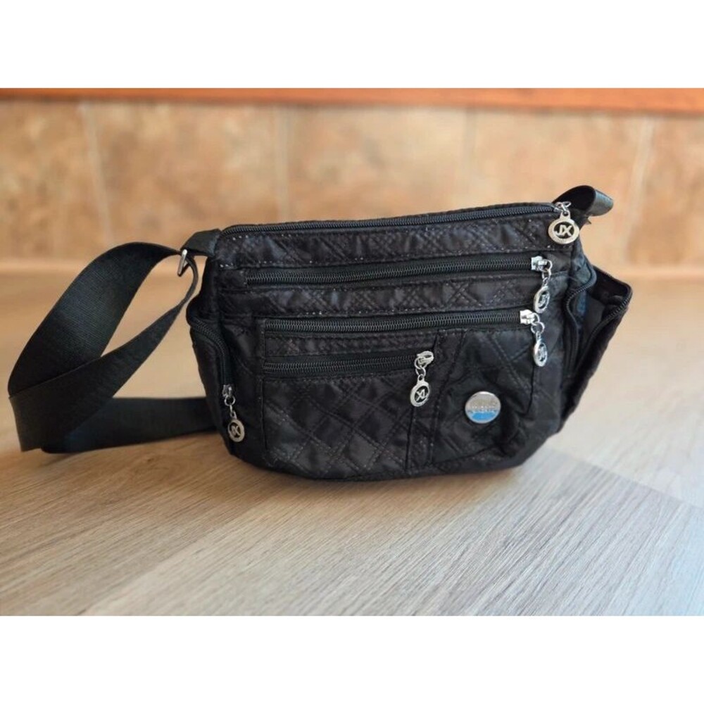 Jingpin Black Quilted Multi Pocket Crossbody Bag